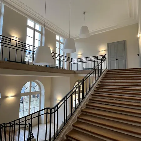 Appartement Charles Le Brun, Face au Château de Versailles, avec parking privé-2